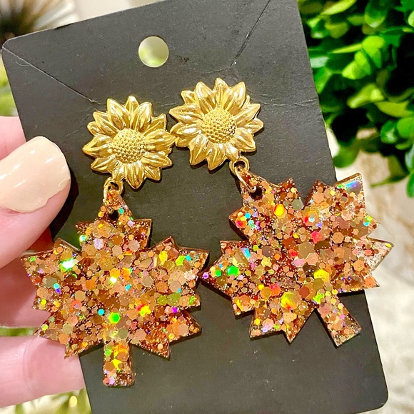 Acrylic Autumn Leaf Floral Earrings - Picture 1 of 6